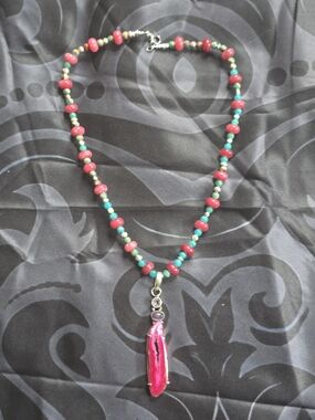 Colorful Beaded Necklace with Pink and Turquoise Colored Bead